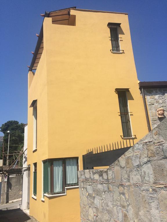 Вілла Torre Dei Pirati Летоянні Екстер'єр фото